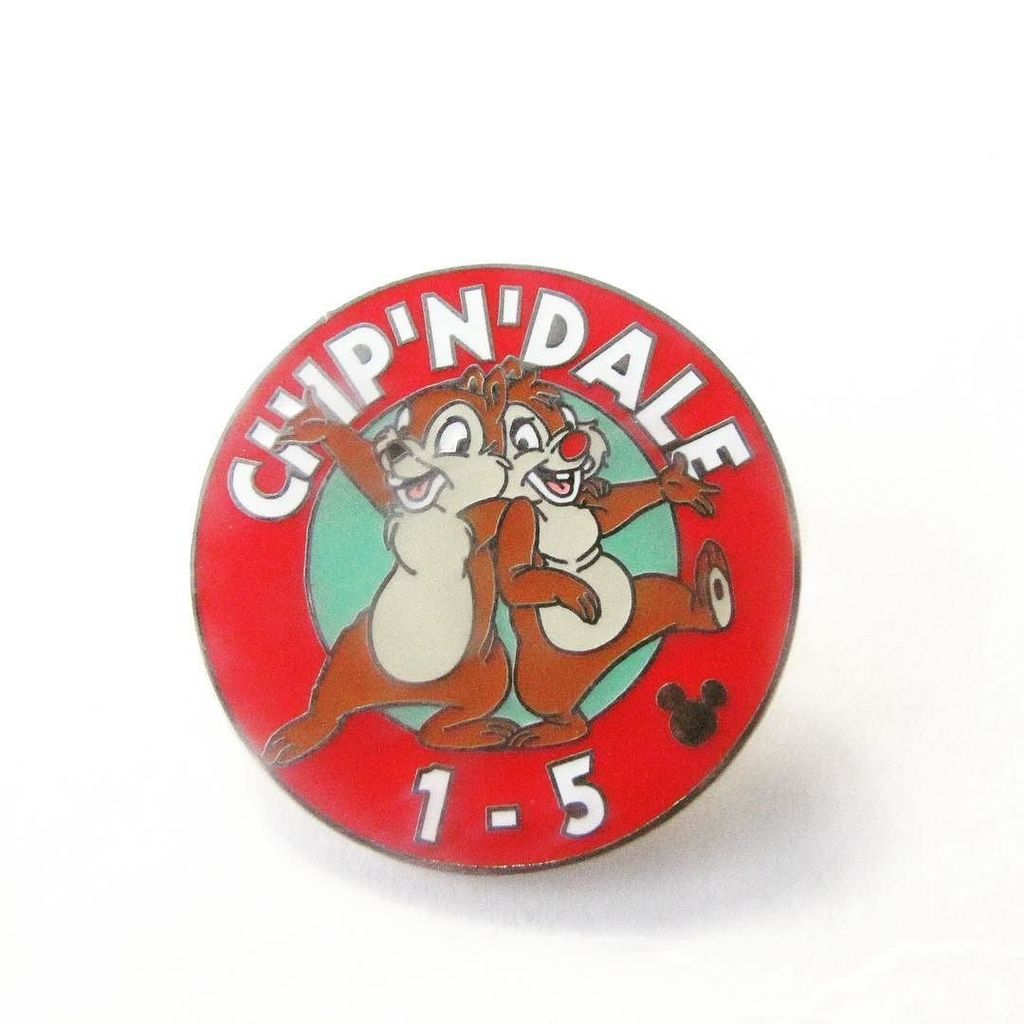 TPCDisney's tweet photo. WALT DISNEY WORLD 2005 CHIP &amp; DALE MK PARKING SIGN PIN

#chipndale #disney #wdw #castmember #pintrading #orlando #… https://t.co/5PWlaZiykr https://t.co/fthlbR9JoH