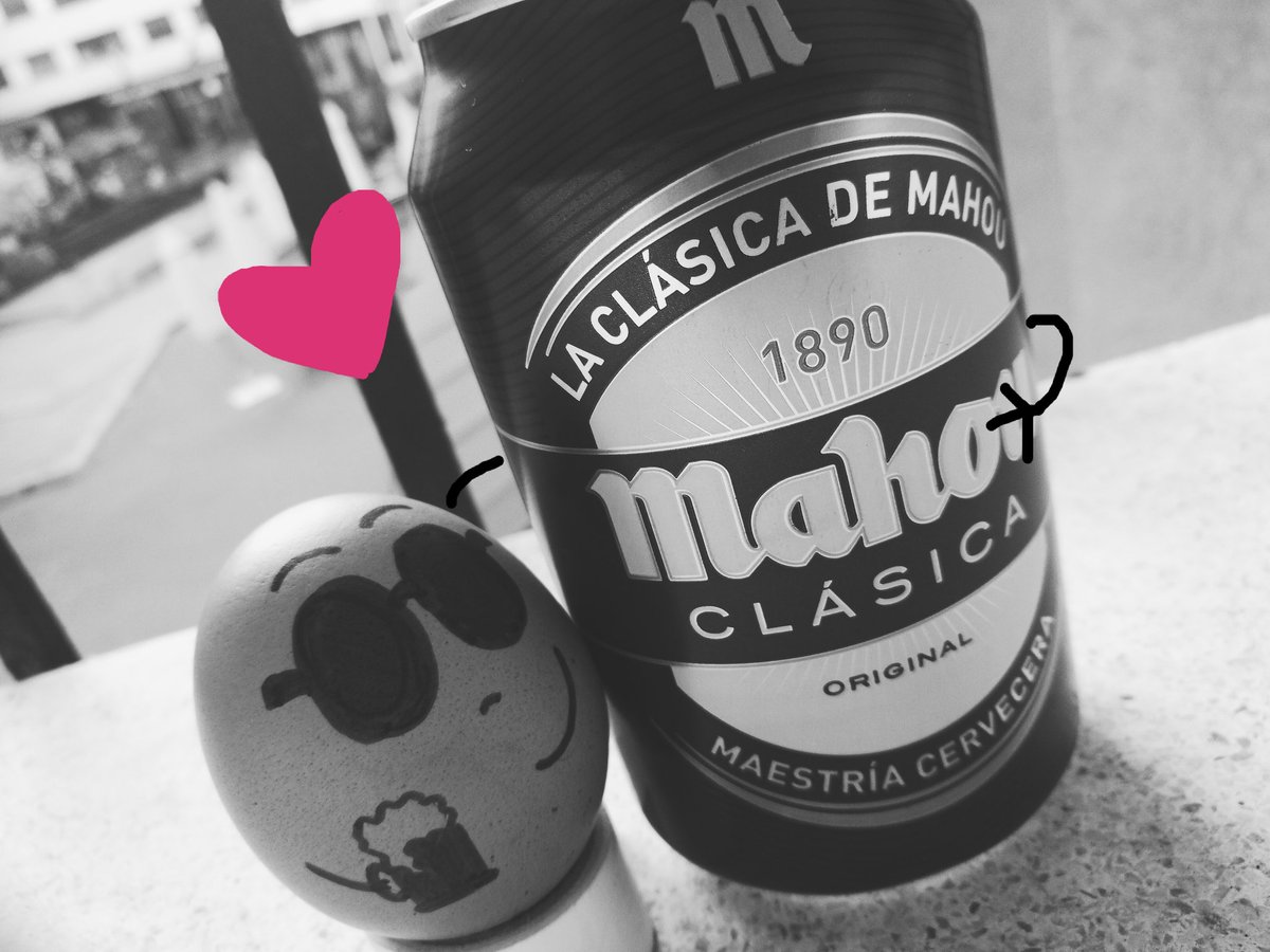 irenussss's tweet photo. A dos manos... qué rápido aprende ❤️ https://t.co/PPYRZsMH3j