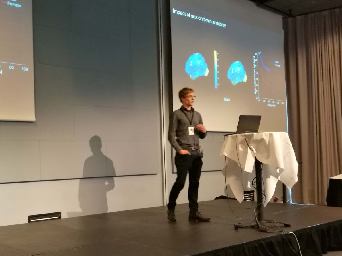 SFFNORMENT's tweet photo. #Brain age prediction in @SFFNORMENT multicenter study. Tobias Kaufmann rounds up day one. #MRI #NORMENT17 https://t.co/SWGDBQQCln
