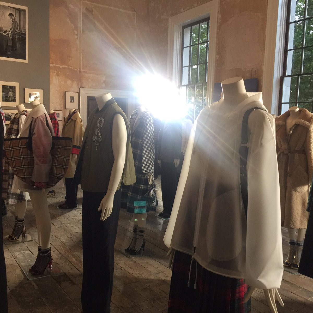SherionM's tweet photo. What a beautiful space @Burberry @Charlie_Roots https://t.co/MlpxqoHdHm https://t.co/rTkThJgMNX