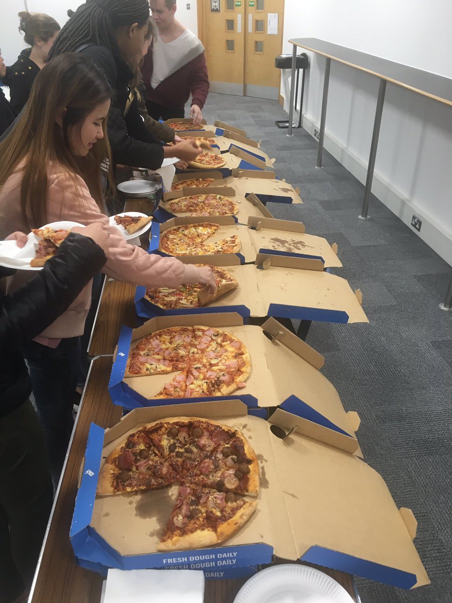 hannahvsteward's tweet photo. Herts uni is winning with the study evening by getting us dominos pizza! 🍕 #studyevening #bda #dietitianslovepizza https://t.co/6XBI6c5k9W