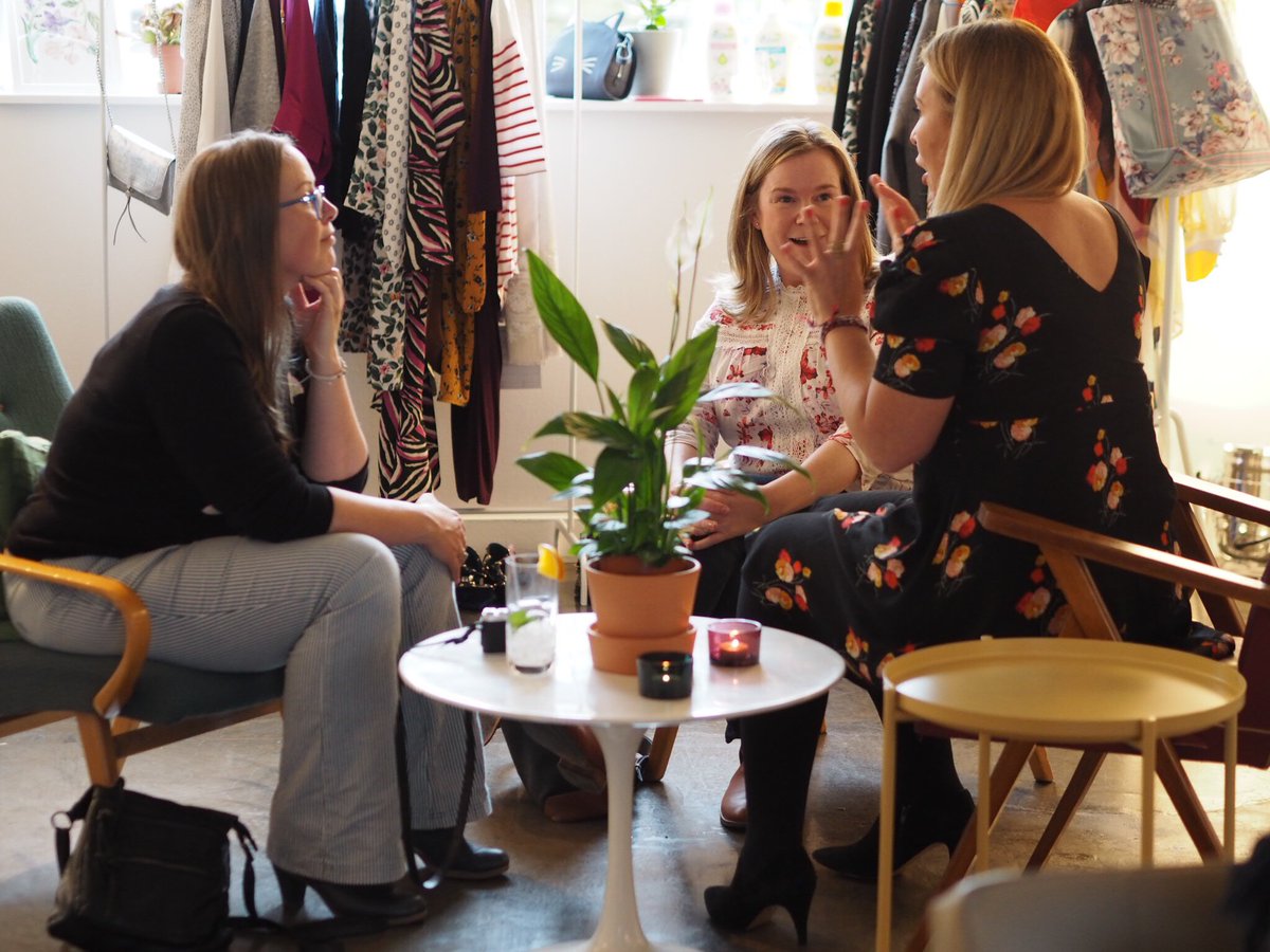 WeAreThirtyPlus's tweet photo. Our #ecoverstyle event is underway and lots of our bloggers are getting fashion tips &amp; discovering the @EcoverUK scents! #30plusecover https://t.co/9Wox8TkfaQ