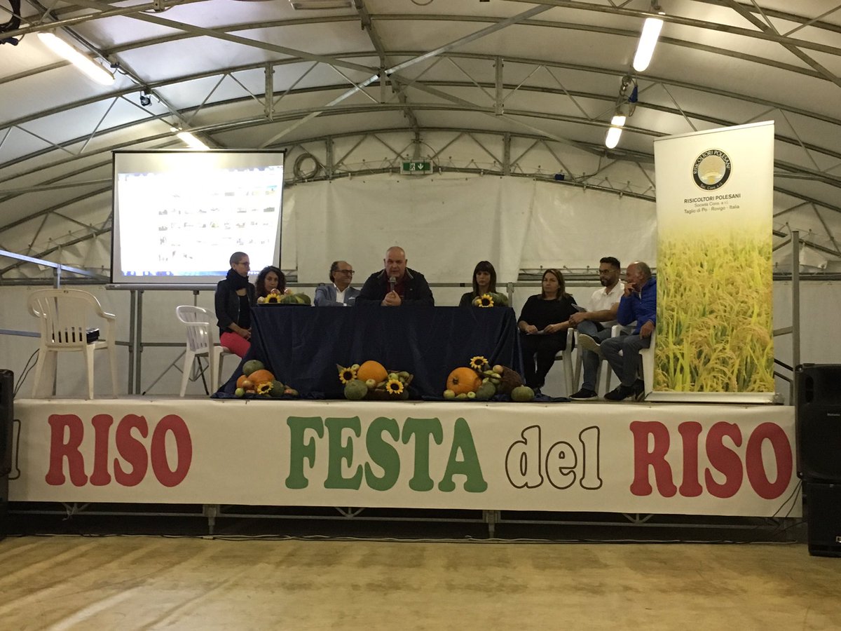 confagri_Ro's tweet photo. Festa del Riso a #porto Tolle nel #deltadelpo una bel sostegno e proposta alle aziende del territorio @Confagricoltura @dPiovan @s_casalini https://t.co/7hFxKC4fot