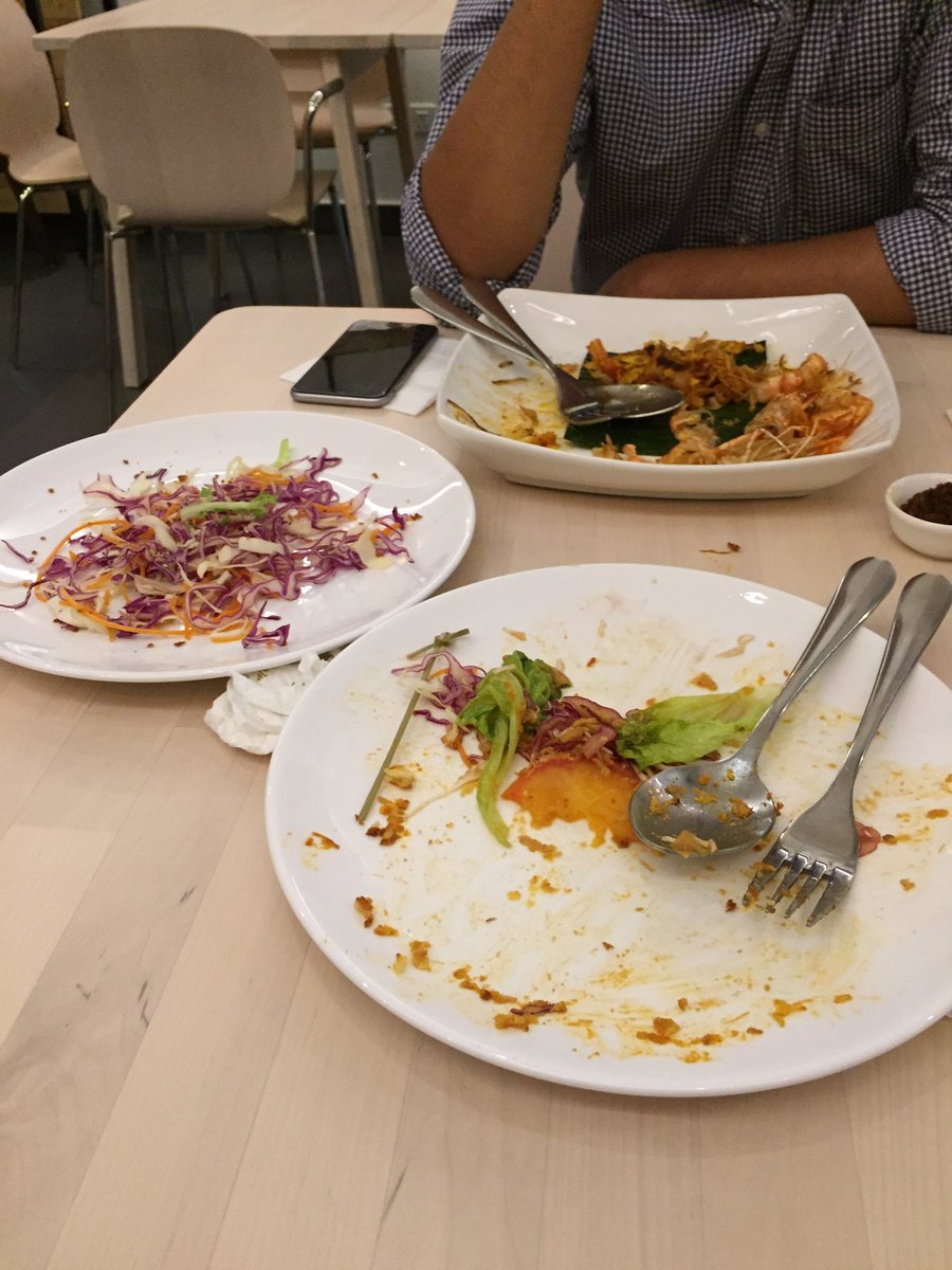 elektone's tweet photo. a 2 piece band meeting can look like a dinner-date if you're not careful, depends on what you talk about when the waiter's looking😂 https://t.co/7NEcJLPr7c