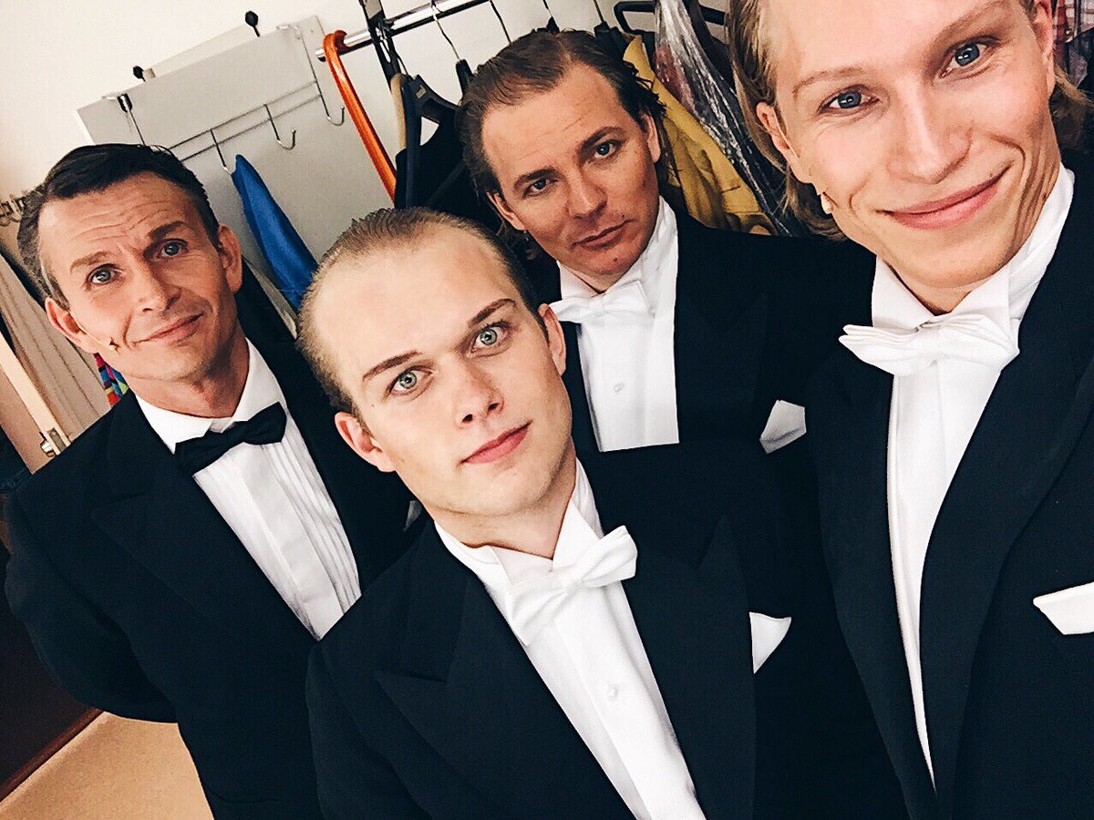 Can't wait to spend my evenings on stage with these guys - first day with costume and suddenly everything feels more real! 🎩