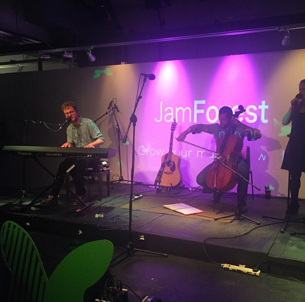 JamForestTweets's tweet photo. What a fantastic night at our #AppLaunch thanks again to all the amazing acts that played. Download the app here: https://t.co/Vt84pYvk8k https://t.co/ReUTsnkWE3