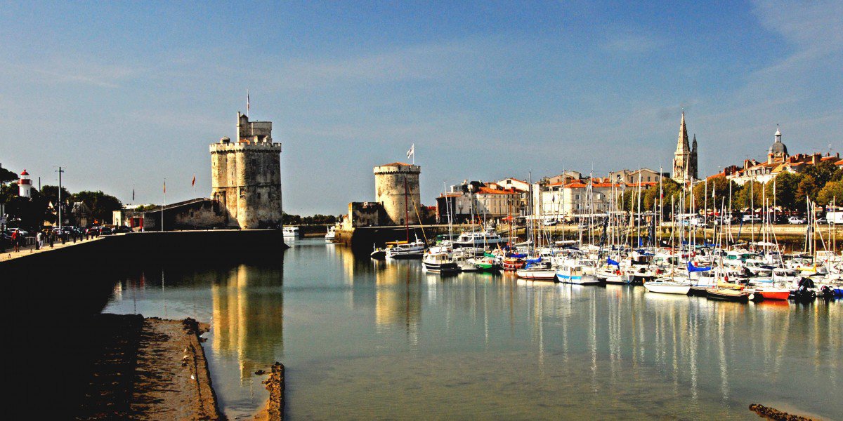 MagazineTrax's tweet photo. À La Rochelle, trois jours de house de Detroit et d’électro hybride au festival Roscella Bay.  
👉 https://t.co/ucENvtiA7D https://t.co/ZS651R9Qsy