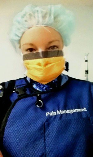 Neuro_Kellie's tweet photo. For #PainAwarenessMonth share your #PainResearcherinAction pics @AmericanPainSoc Here I'm following amputation pts on Ketamine infus 4 #pain https://t.co/cEmj1QDbTL