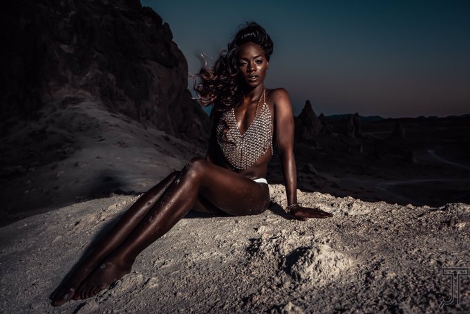 4 pic. Doesn't @jtphoto take the best pictures of me ??? https://t.co/FHMKSrWbAj