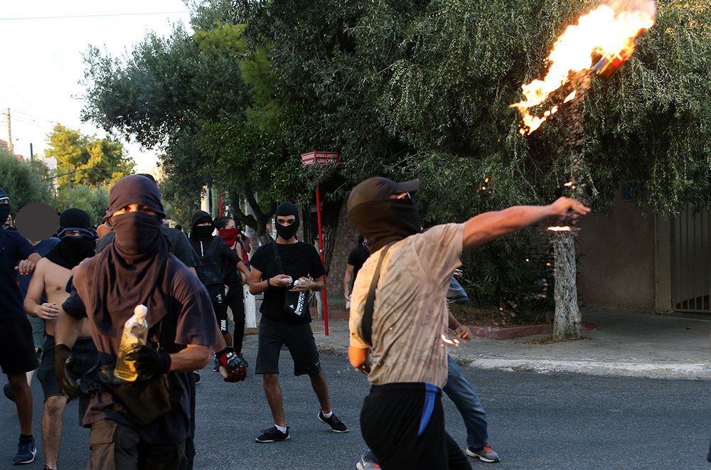 lolosmarios's tweet photo. #killahp: Αντιφασιστική διαδήλωση στις γειτονιές του Παύλου Φύσσα https://t.co/8S5AS5F41M