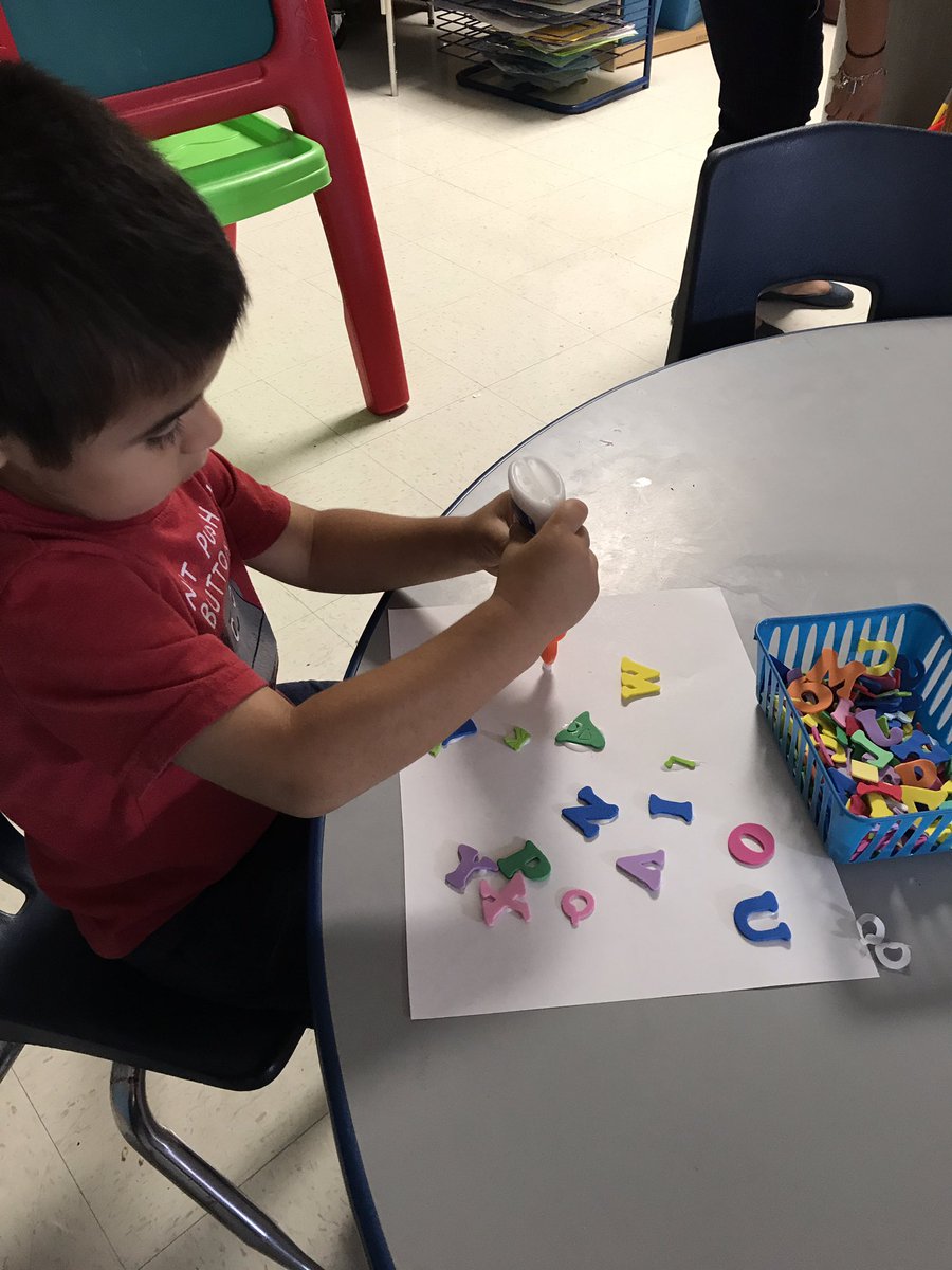 ARosasraba's tweet photo. I plan to use twitter to share my S's creations and learning experiences. #rabainspired https://t.co/4MgvdD3dLa