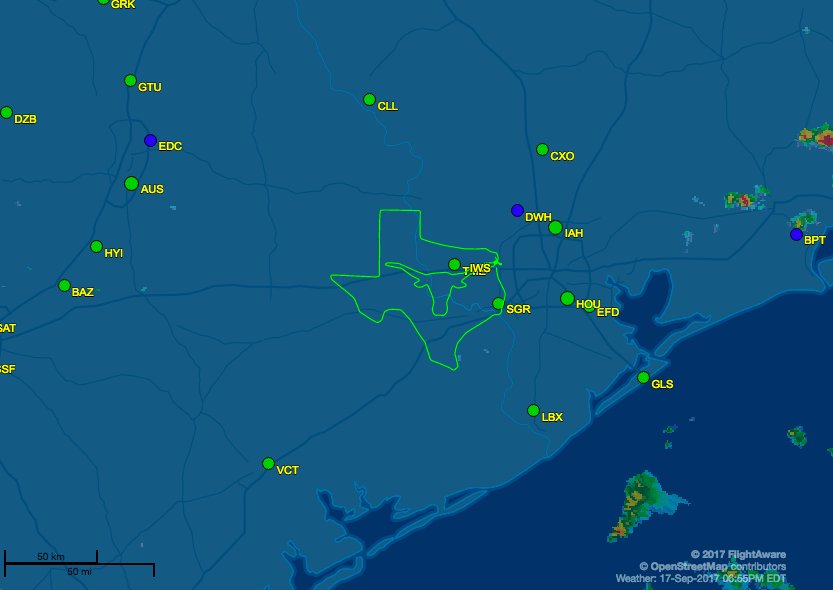 A Texas Longhorn inside the state of Texas, drawn over the skies of Texas. Can anybody top this? flightaware.com/live/flight/N5…