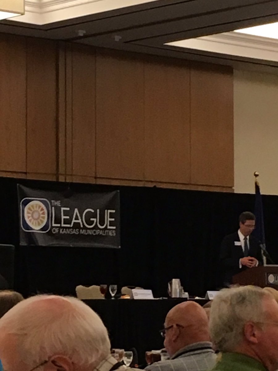 WendyDDoyle's tweet photo. @LeagueKSMunis 2017 conference awards luncheon- announcement of @WomensFound #AppointmentsProject collaboration https://t.co/vKXZB9ZcNl