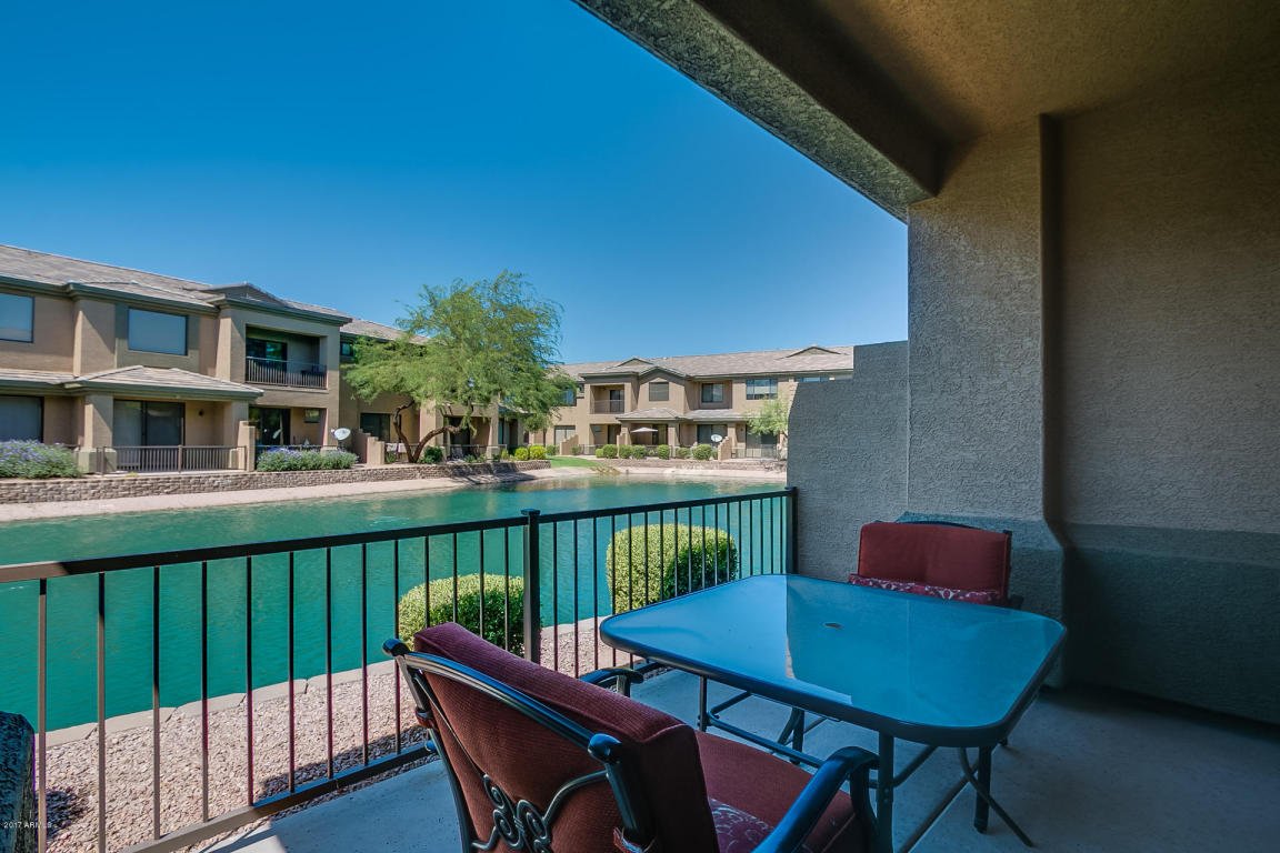 YourPremierTeam's tweet photo. Fully Furnished #WATERFRONT #Condo in #ChandlerAZ! $239,000 #LockAndLeave
https://t.co/Dcee9uxWHc https://t.co/sUIrn9zLW9