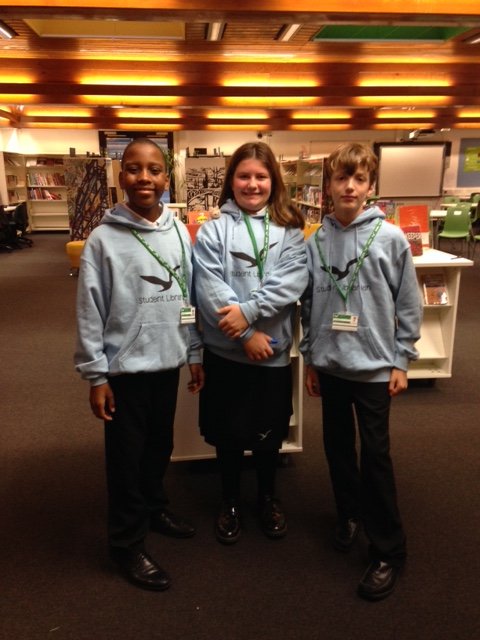 sns_library's tweet photo. These are the Student Librarians working tonight helping out on the tour &amp; telling our visitors all about the school library https://t.co/BUMW0MISHk