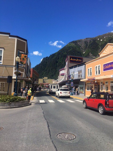 TravelingTerps's tweet photo. Where would you rather be this Monday? We'd go back to the Alaska cruise! https://t.co/FN14EZRFiy