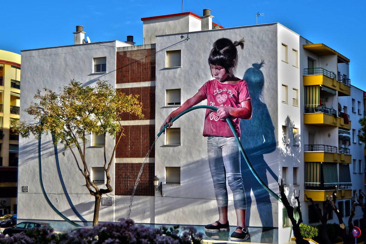 PasionEstepona's tweet photo. Take a walk along the areas that feature buildings with great quality and originality paintings Discover a new way to enjoy art #Estepona https://t.co/mqLExfxOnG