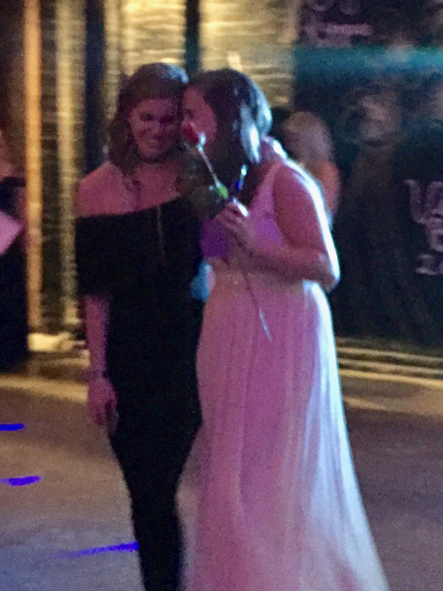 abbydrexler13's tweet photo. Holy Guacamole, I got @laurabeth74 as my little 3 years ago! What was I doing in life before you?? Always and forever your biggest fan 💜 https://t.co/GGhVjShOi4