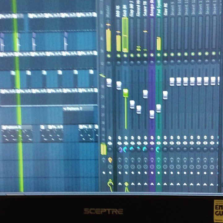 WeAreAudiophile's tweet photo. "Too EZ" Prod By #lthegenius #needbeats #audio #rapper #beats #beat #bootheel #beattape #collaboration with @jones… https://t.co/gPaXVXL5CY https://t.co/X1M1H2cBqR