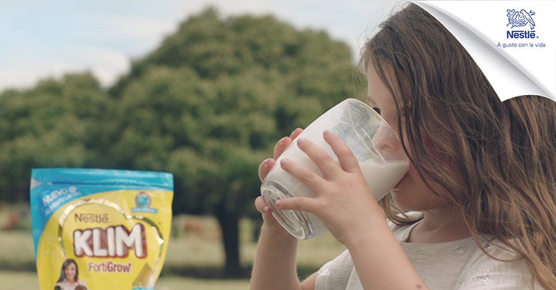 Una mamá nunca deja de preocuparse por el bienestar de sus hijos, nosotros tampoco. #MiVidaMejora con el trabajo diario de <a href="/NestleColombia/">Nestlé Colombia</a>.