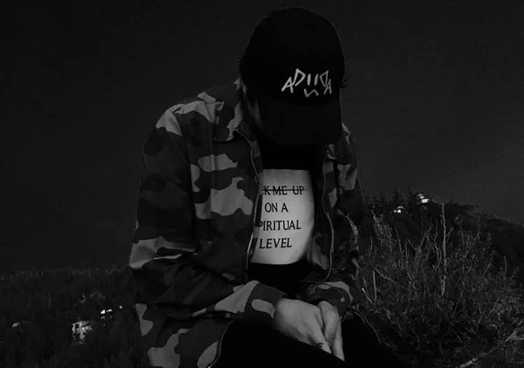 DJ_world25's tweet photo. Artist to Watch: Adiidas Walks On The Experimental Side of Sound https://t.co/NYUVcEBVAD #Trap #AboutToMake #Adiidas #FromCA #KingdomRemix https://t.co/qOFXnyKs0R