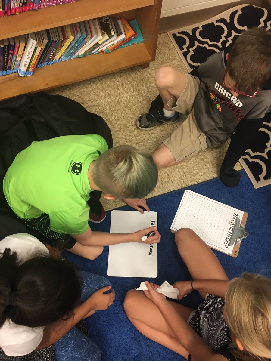 MrsAveryJBN's tweet photo. Students love playing math games to practice place value. #learningisfun https://t.co/K3nhT1fWhT