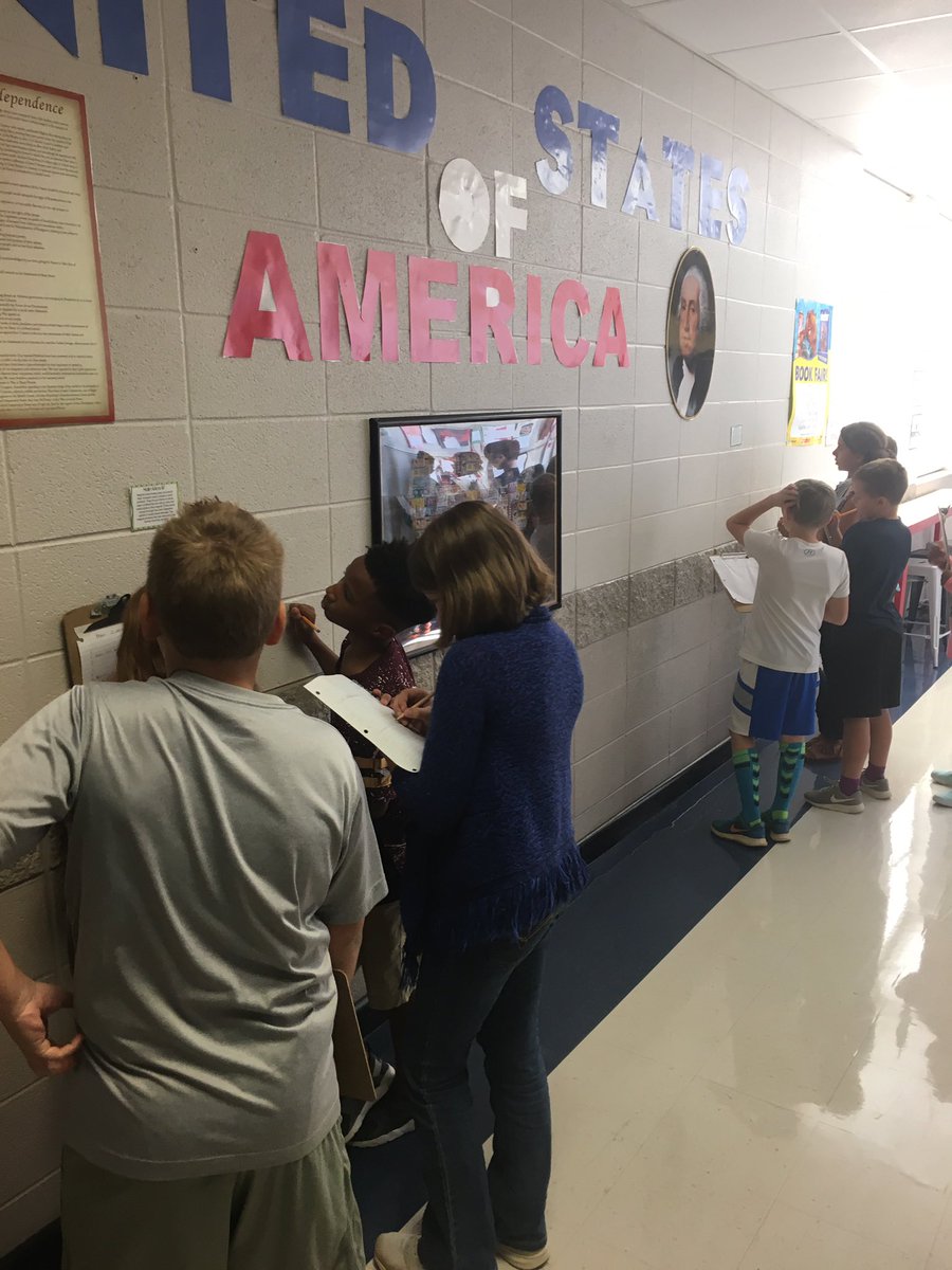 disneynut85's tweet photo. Who says finding the main idea is not fun?  Scoot activity to practice finding the main idea @LegacyElement @MadCoSchools #BeBoldMCCS https://t.co/mBaKAf1unY