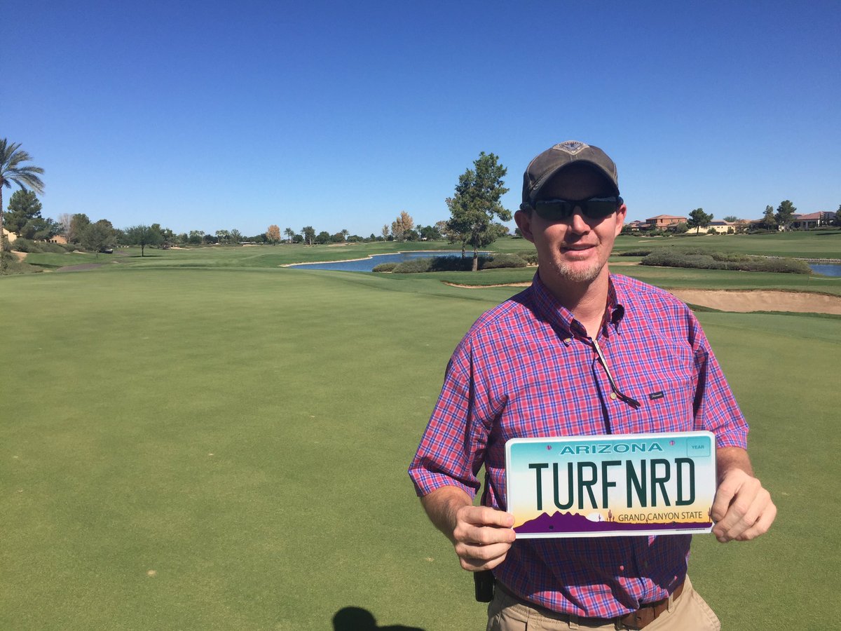 gabetowers's tweet image. 20 days to seed drop for this #turfnerd. Thanks Scott