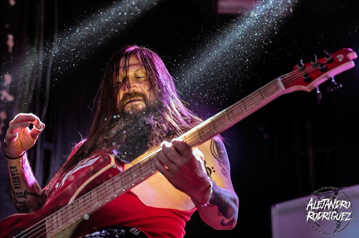 23/09/2017
Sala Marearock
22:00
Entradas 

Físicas: La Iguana rock bar
Online:notikumi.com/2017/9/23/niwa…

Foto: Alejandro Rodríguez Photography