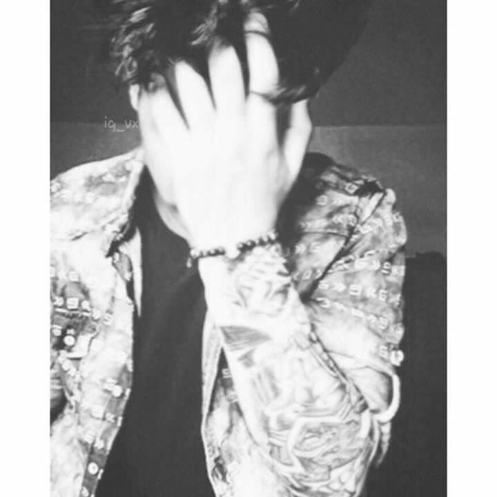 ‍
‍‍
‍‍لِيسّ هُناك سَوى نجاح واحد ، وَهو أن تسّتطيع أن تحِيا حِياتُك على طرِيقتِك الخاصة♥️🎻

ٰ"🌸♔↜