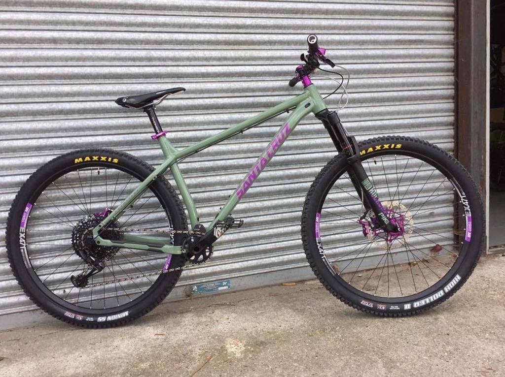 Biketart's tweet photo. Another awesome Santa Cruz build leaving the workshop today, this is a ripper! #shred #hardtail #mountainbike #bik… https://t.co/fYPPnOoUqK https://t.co/vLISVKsC5n