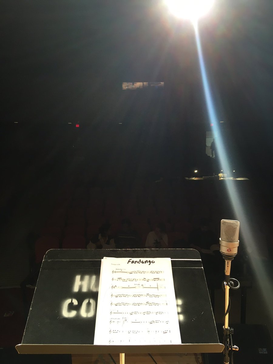 FowlroSaurus's tweet photo. First round of 3rd year Humber recitals last week. #notmymini #humberblitz #humberrelated #auditorium #fandango https://t.co/8efK3B8CPx