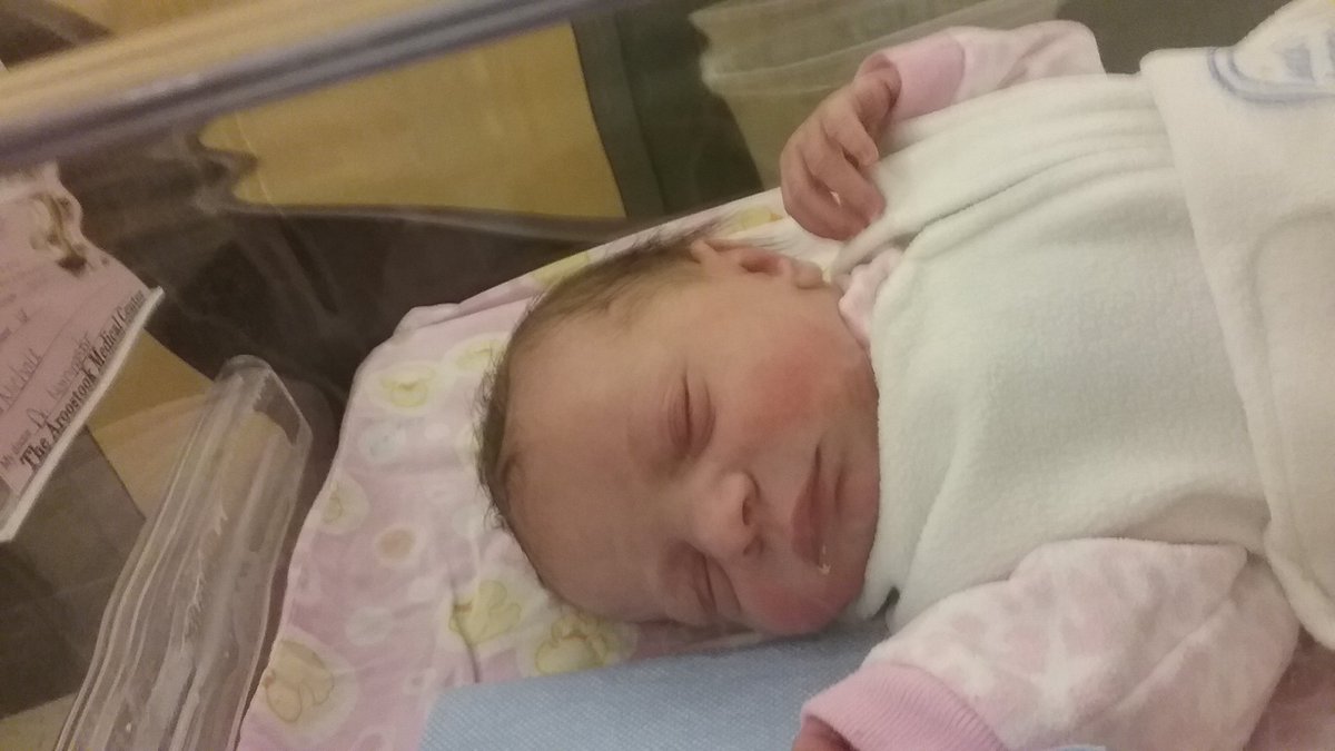 Combustion_Lady's tweet photo. I became an Aunt today to this amazing little girl Auntie loves you Addilynn. 😍😍❤️❤️❤️❤️#ProudAunt https://t.co/33wJeS7ehe