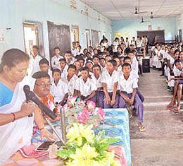 mowsamhazarika1's tweet photo. An #AntiSuperstition campaign, organised by the #AssamScienceSociety being held at Bindukuri High School premises, at Tezpur recently. https://t.co/EDhLaDncZI