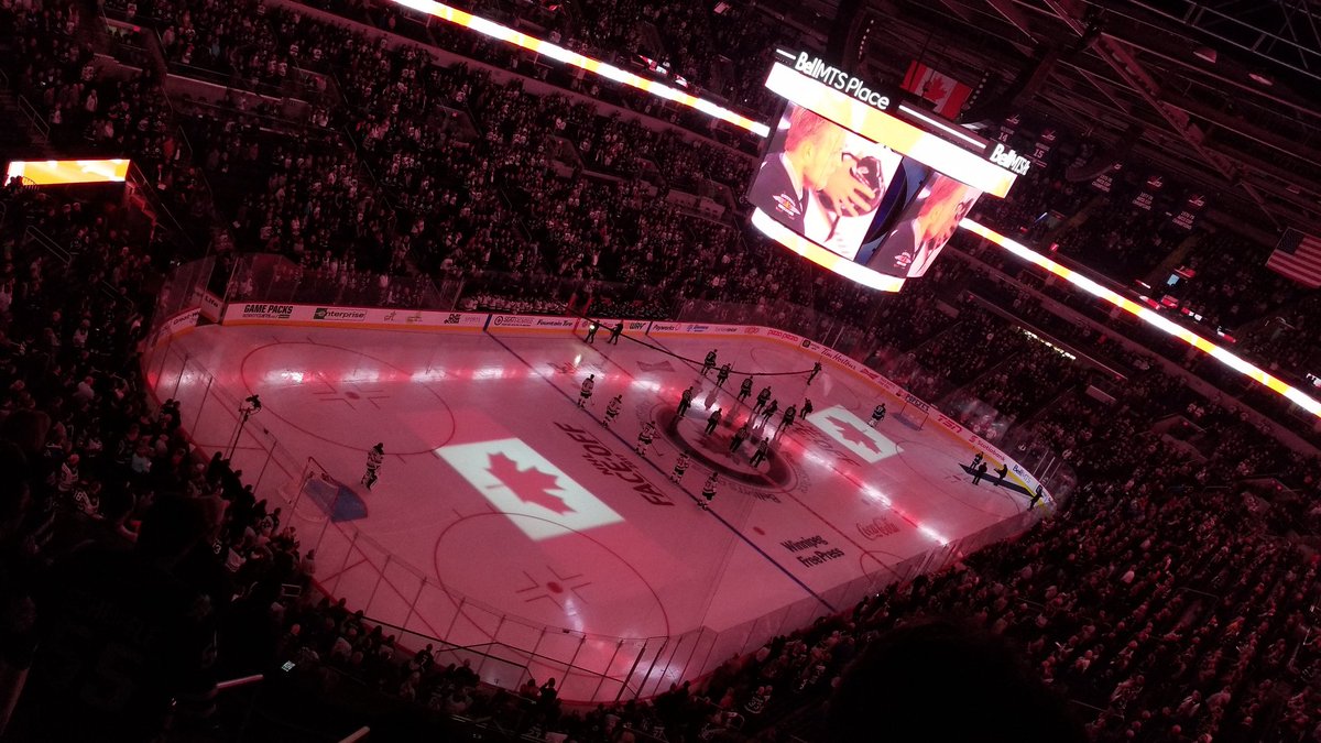 paulquaye's tweet photo. Batman angle! #NHLJets #FaceOff2017 #LetsDoThis #MINvsWPG #RiseTogether https://t.co/qcP5gYPhZF