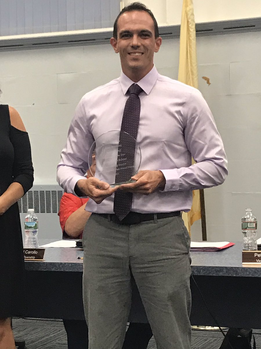 BravermanHHS's tweet photo. Congrats to Sean Bousanti- HHS Support Staff Member of the Year #wellDeserved https://t.co/UzfunAF7pI