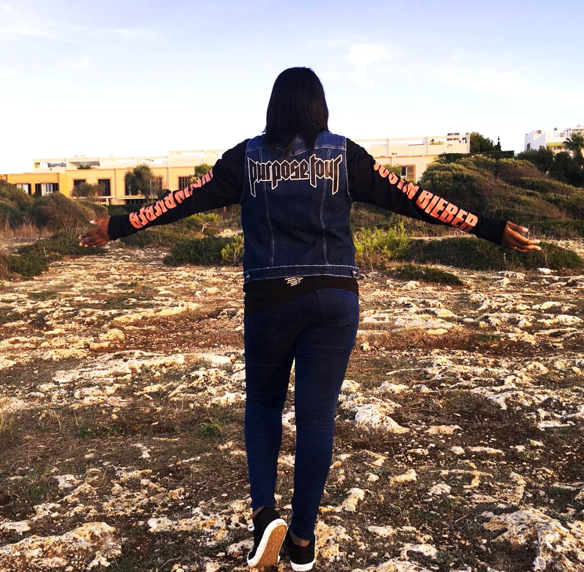 JBCcandids_'s tweet photo. Share your photos! Here are just a few of the ones that were sent to us! @AmySwagJB  @justinbieber  #PurposeTourMerch #JustinBieber https://t.co/TzOc3PUklP
