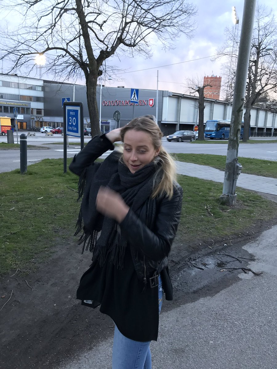 LisaMobeerg's tweet photo. TB till när jag bad Kevin ta kort på mig :) https://t.co/uFFwEhV6Yv