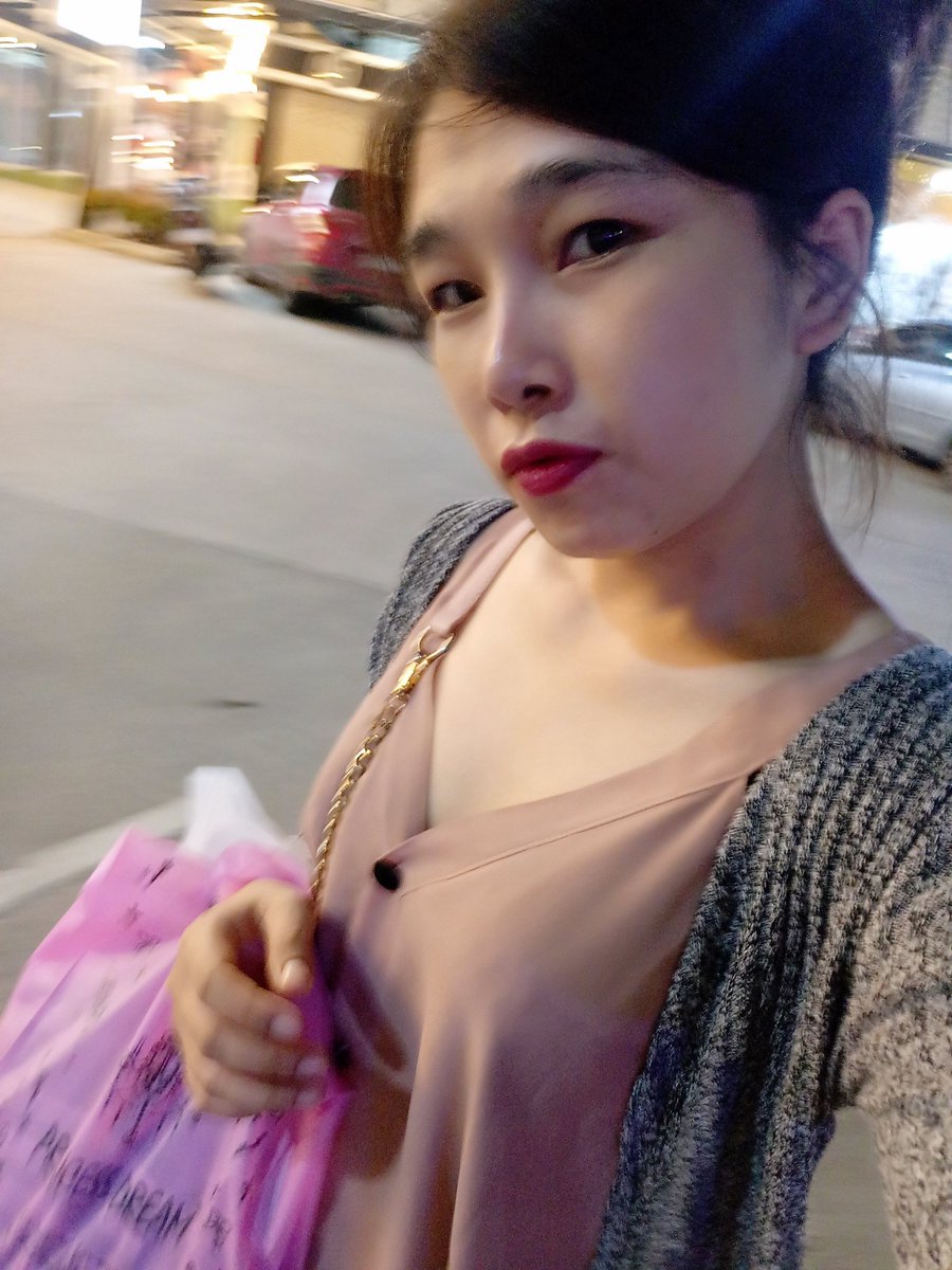 suphitSKangthin's tweet photo. 나는 물건을 많이 사서 집으로 갔다. https://t.co/INkDQmMr5j