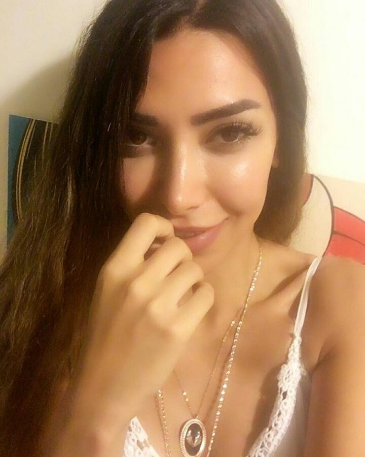 elfmusa01's tweet photo. Ben senin o güzel yüzünü yerimm #didemdelen #ddfc https://t.co/TXfc3wQ9vi