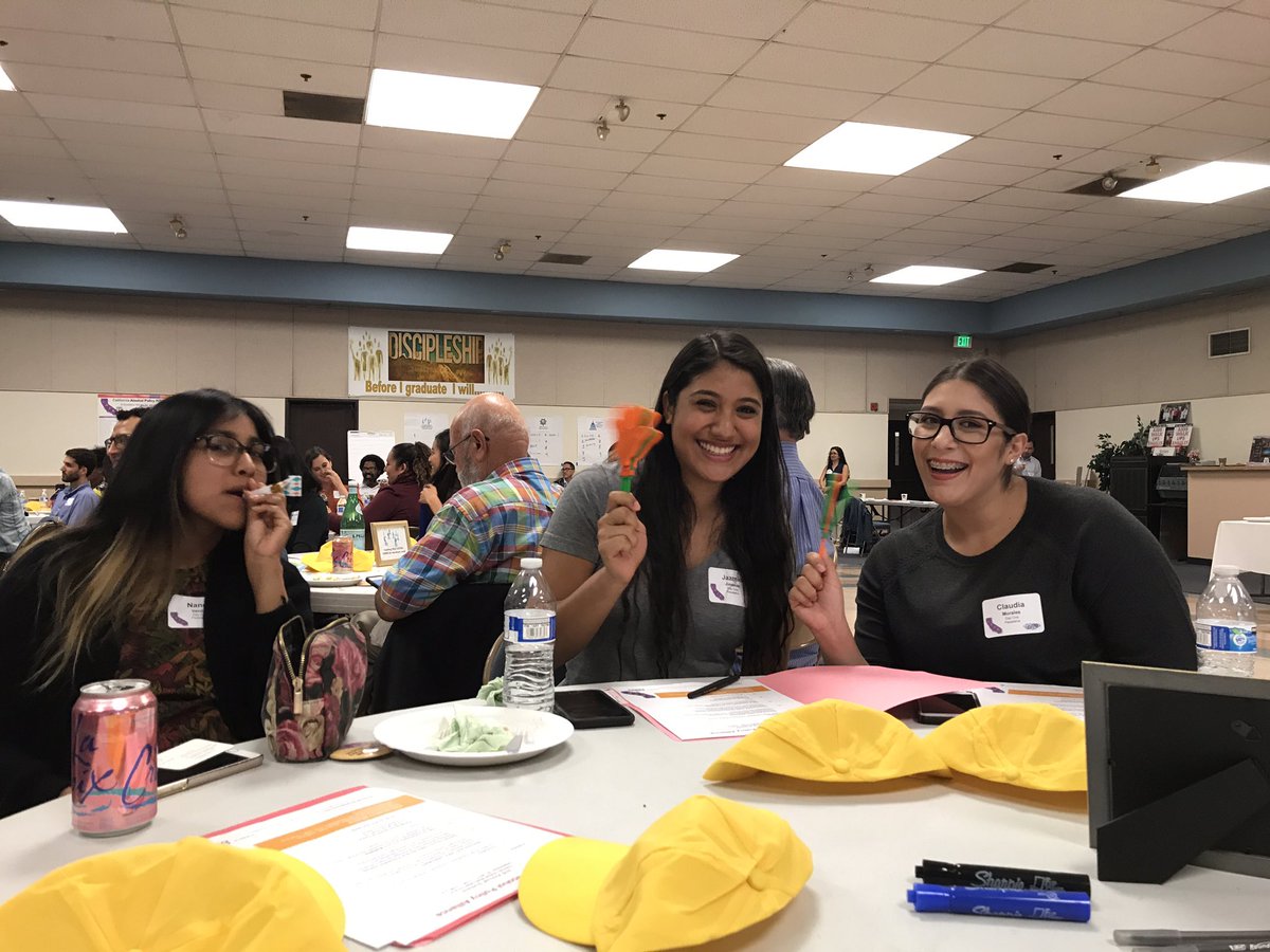 RAD_SGV's tweet photo. @day1do staff celebrating defeat of 4 a.m. Bar Bill at 2nd Annual @AlcoholPolicy Summit 🎉The fight continues! #radsgv #StopSB34 https://t.co/MCbysyeiF0