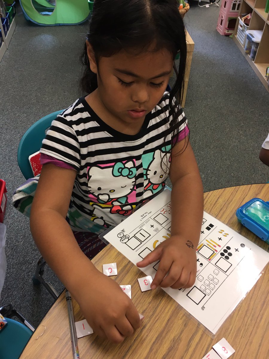 MrsFrankesClass's tweet photo. Building number sense and math skills with counting and number tiles! #mathisfun #firstgrademath https://t.co/40ynxG7SD3
