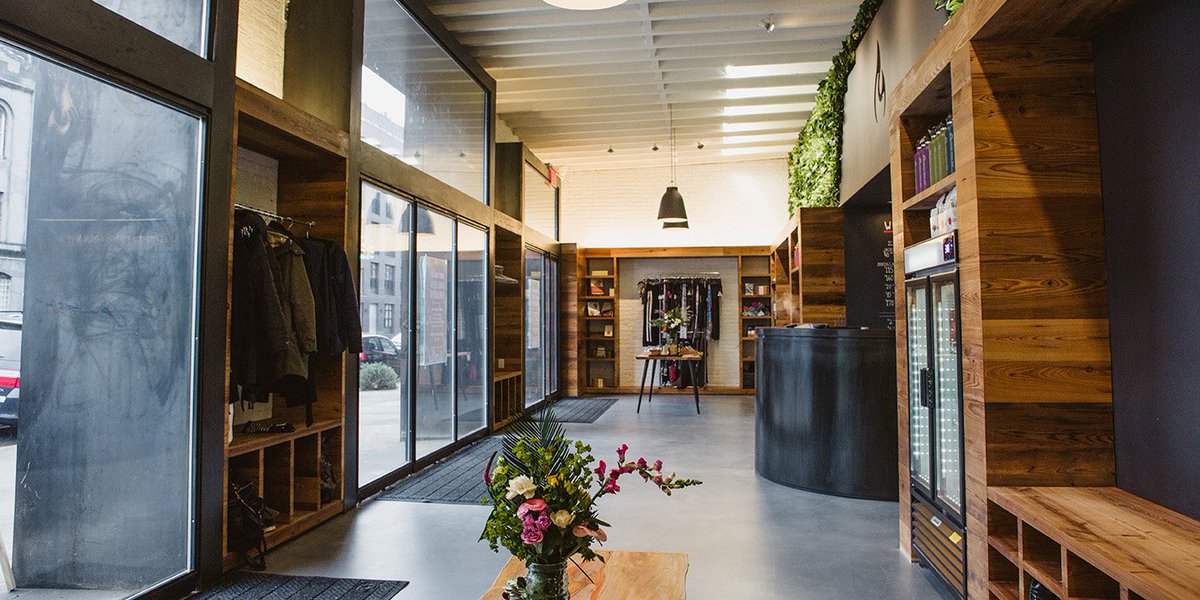 From the street <a href="/ModoYogaNYC/">Modo Yoga NYC</a> appears as a well-lit yoga oasis. Once you get inside you'll realize itʼs true. Review: bit.ly/2xfgYSJ