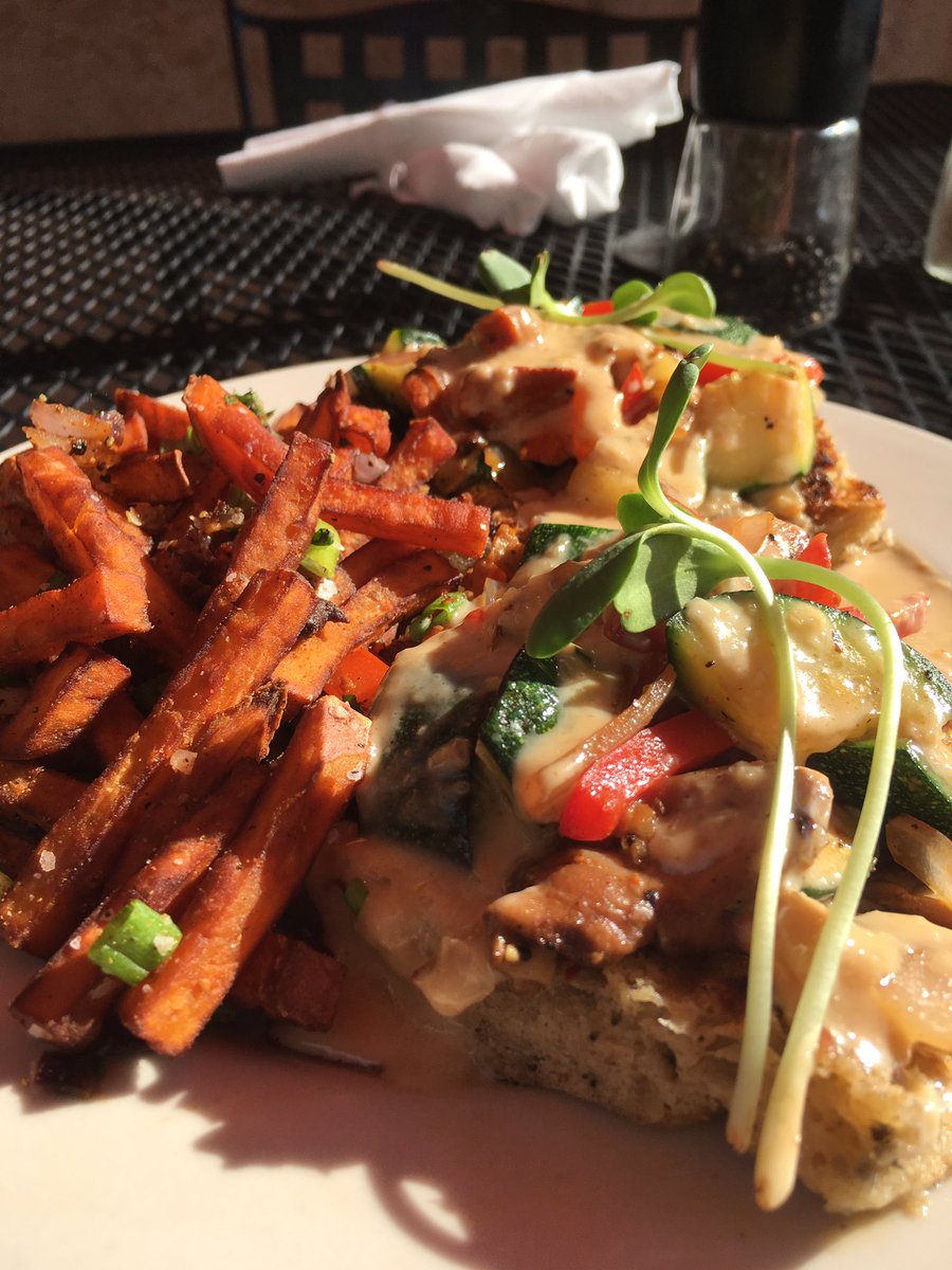 Open faced grilled vegetable sandwich with local porter beer-cheese sauce served on foccacia. Paired with old bay sweet potato fries.