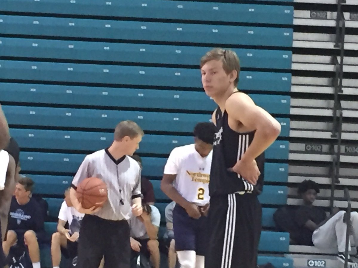 PrepHoopsSC's tweet photo. Jake Lanford has committed to Yale University. Lanford is ranked #5 in the 2018 class. #PrepHoops https://t.co/Kqn7xQ0ldZ