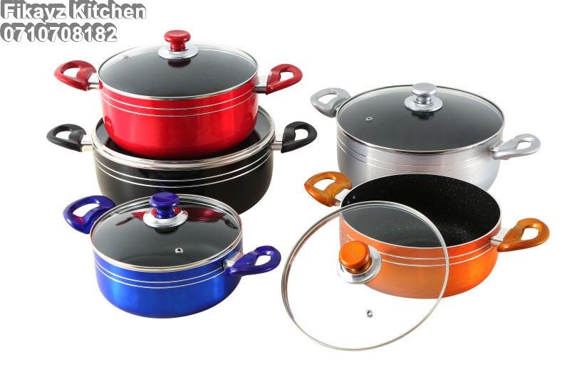 fikayz's tweet image. Tag someone that is a fan of colors #fikayz