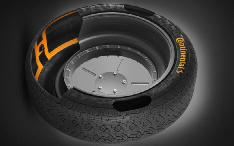GlobalMediaIT's tweet photo. Continental presentó un concepto de llantas inteligentes. #llantas #neumáticos #ContiSense #GMIT #Latam #tecnologia  https://t.co/fOvn8qxwEH https://t.co/NKKakiydWF