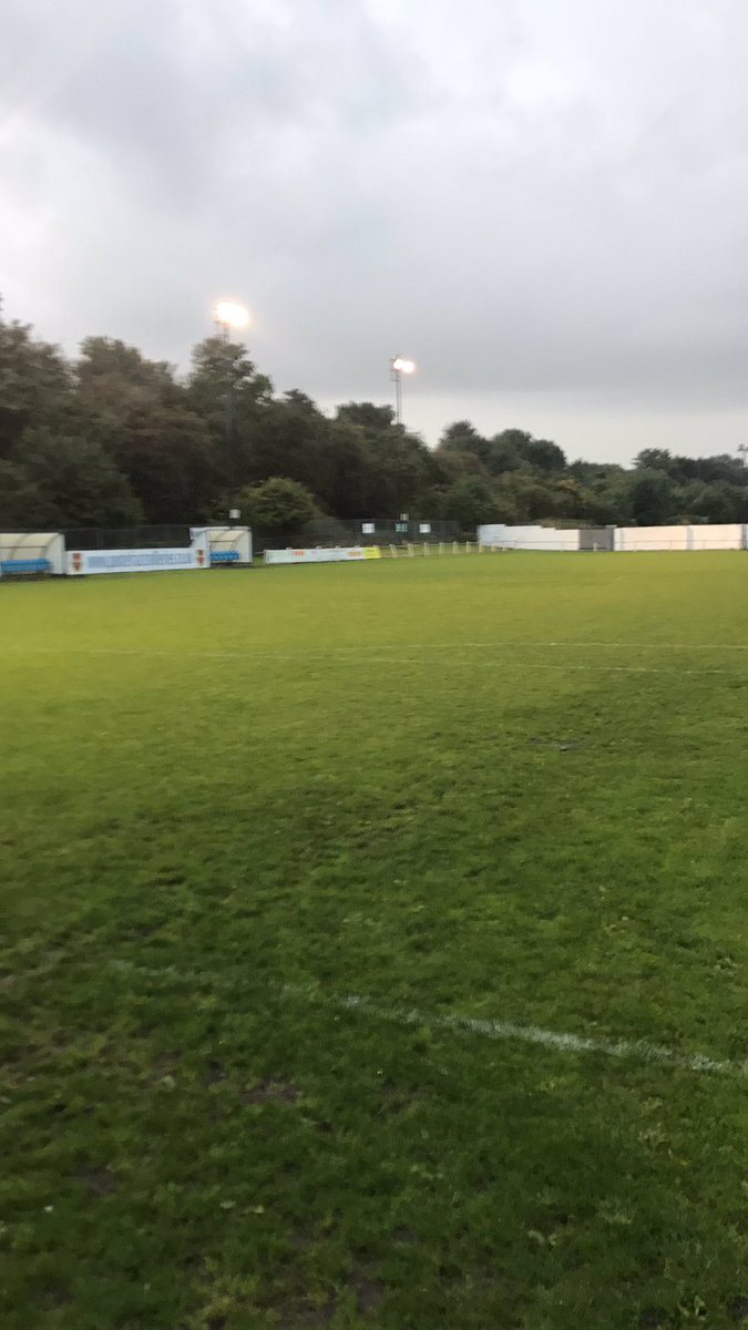 FutureStars_Dev's tweet photo. Another good evening of football @PonteCollsFC U19's winning 3-0 training Thursday to continue to develop. https://t.co/LQECFvB2Ww