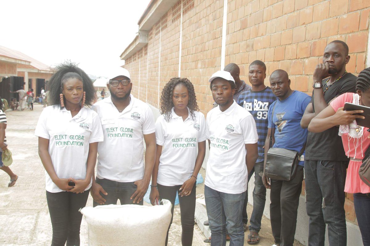 theelektglobalF's tweet photo. ELEKT Global Foundation team visits Makurdi IDP Camp with relief items https://t.co/VOX7mUOXwm