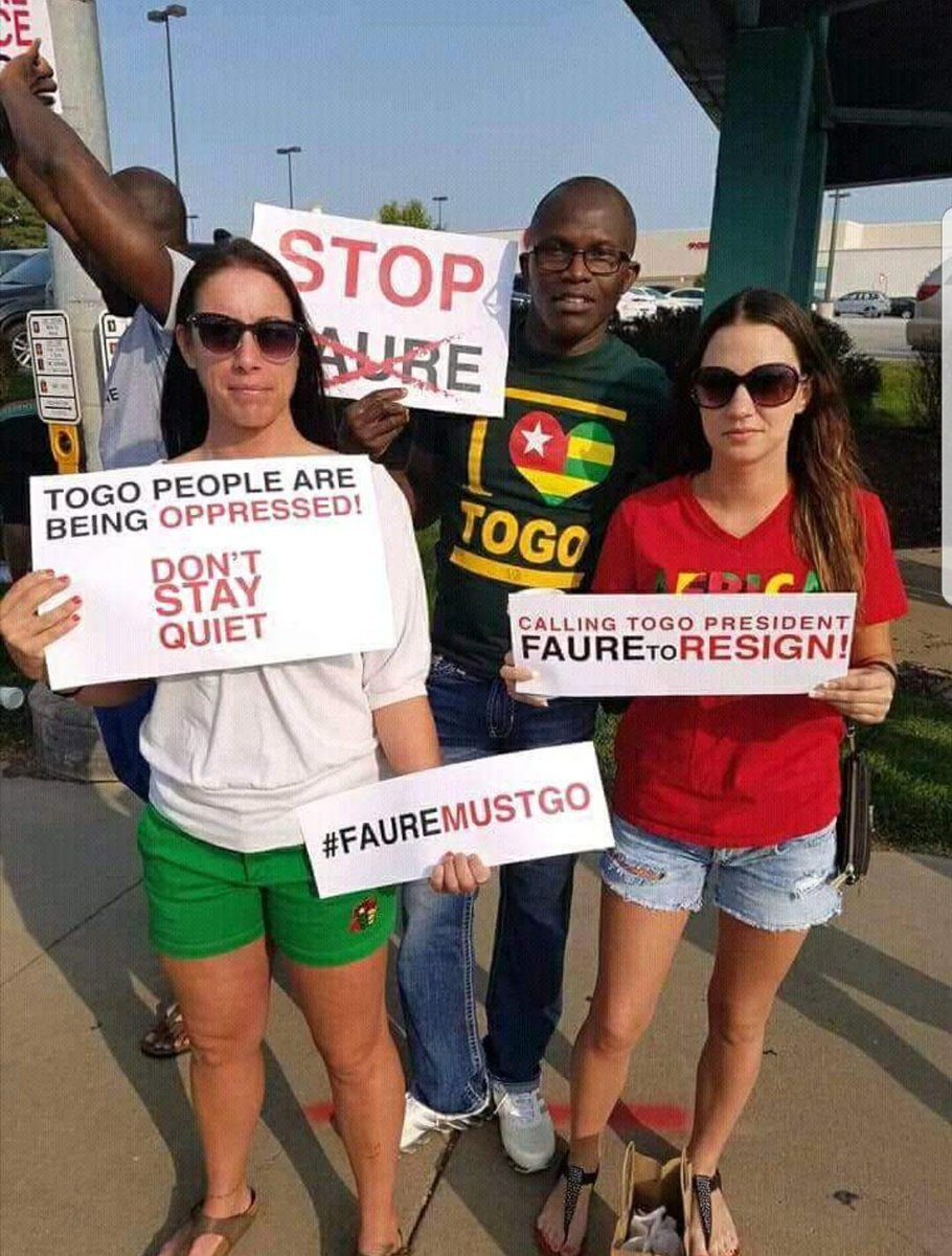 Edu10_D's tweet photo. #Togo #Elavo #civ #Benin #Burkina #EnAucunCas #ADP2017
#LaMante
#RicoShowSurNRJ
#RCLQRM #TogoDebout @BarackObama https://t.co/BHAarwFfLZ